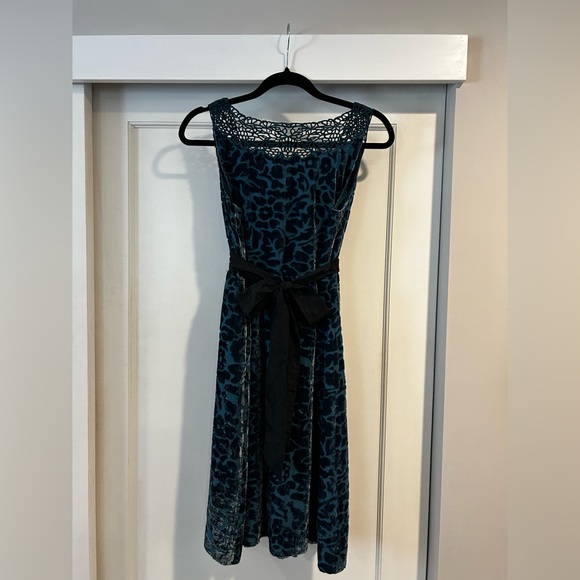 🦚EUC Anthropologie Moulinette Soeurs Silk Blend Burnout Velvet Teal Dress Size 4 - Picture 3 of 9